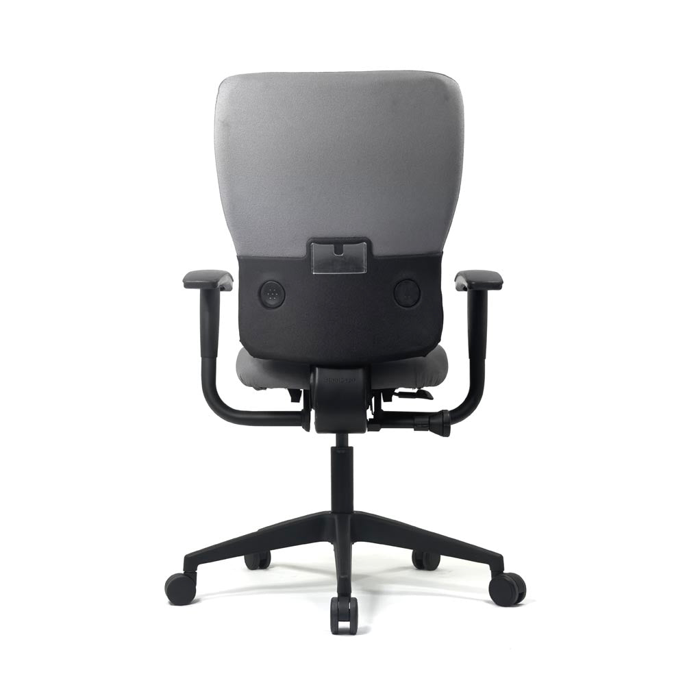 <tc>Steelcase</tc>: <tc>Lets B</tc> - Sedia operativa con schienale alto in tessuto grigio - Ristrutturata