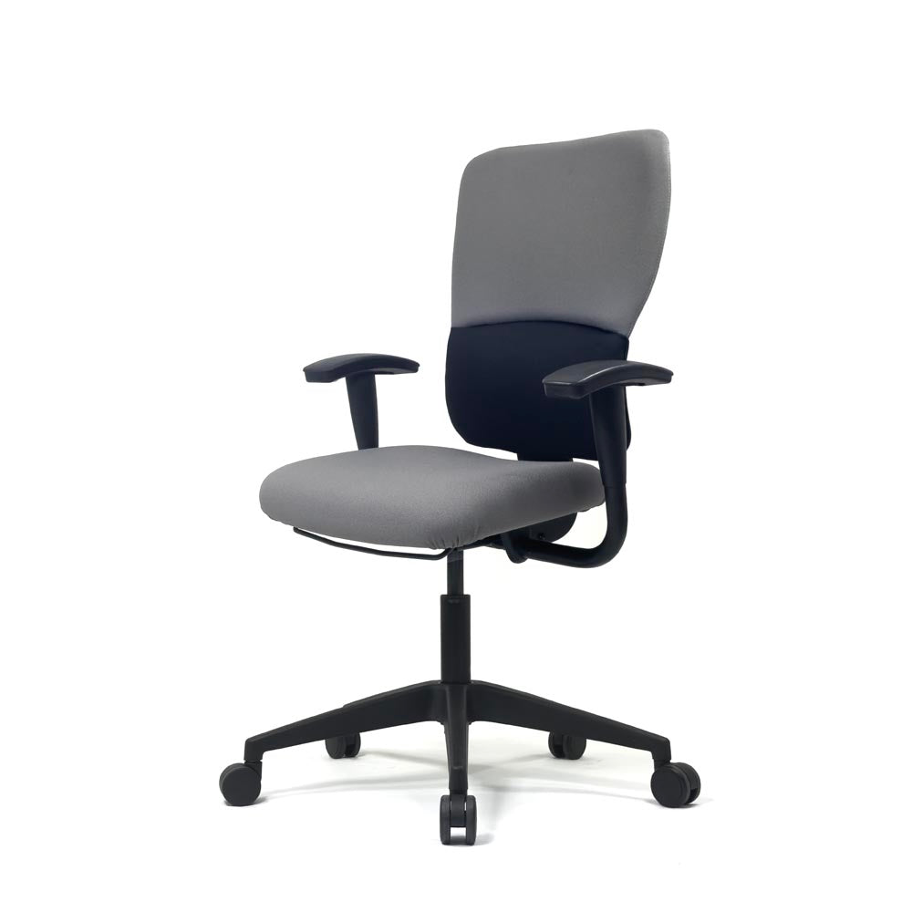 <tc>Steelcase</tc>: <tc>Lets B</tc> - Sedia operativa con schienale alto in tessuto grigio - Ristrutturata