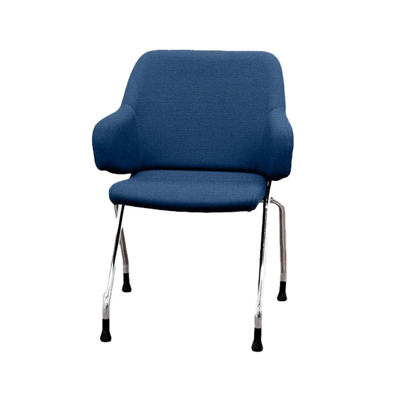 <tc>Boss Design</tc>: Sedia da riunione Skoot in tessuto blu - Ristrutturata