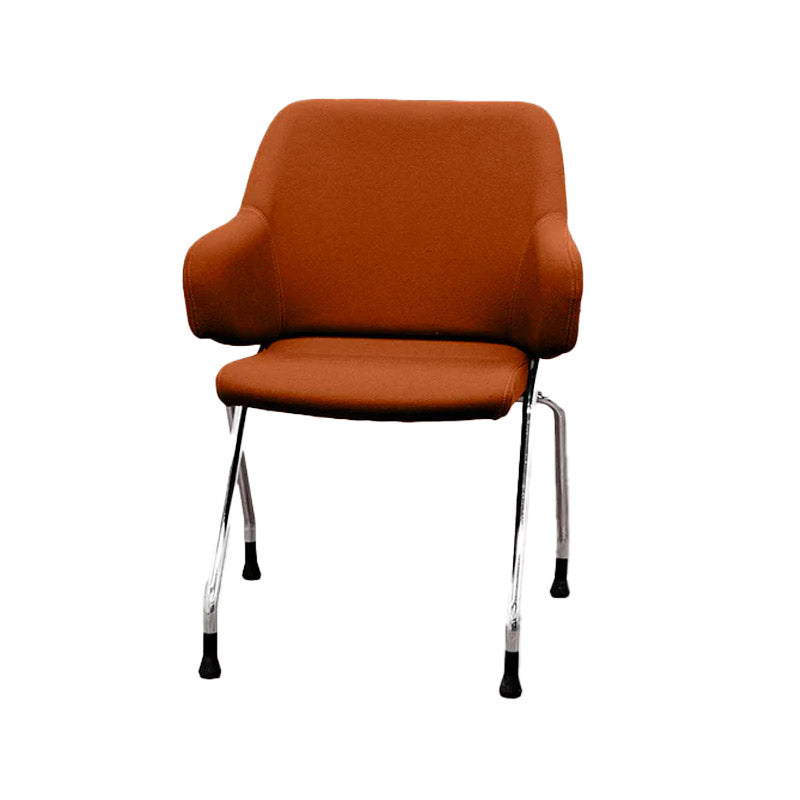 <tc>Boss Design</tc>: Sedia da riunione Skoot in pelle marrone chiaro - Ristrutturata