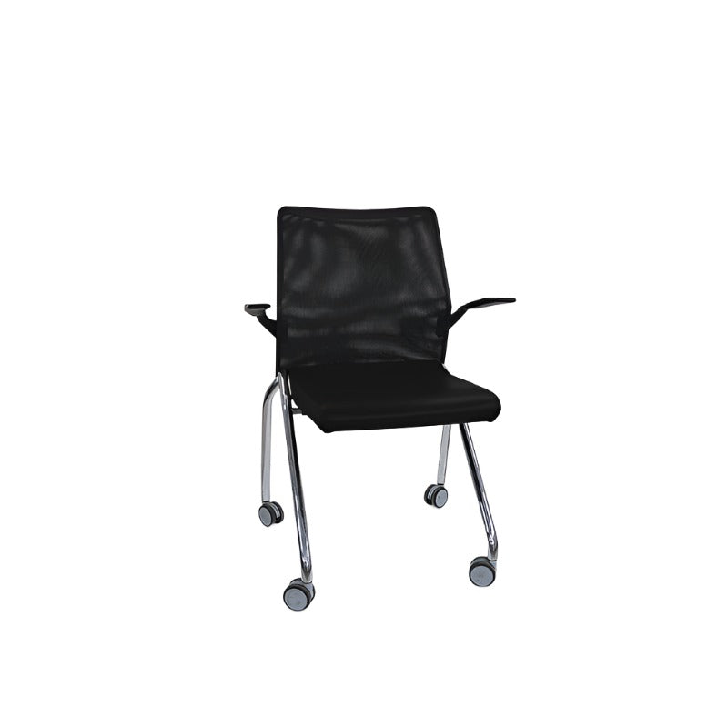 <tc>Boss Design</tc>: Sedia pieghevole nera con braccioli - Ricondizionata