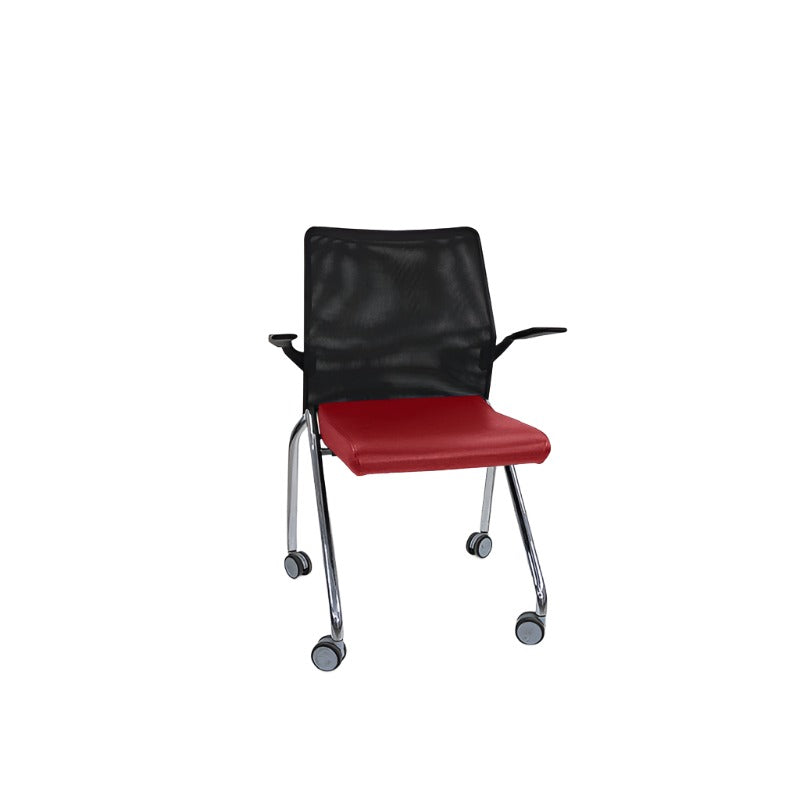 <tc>Boss Design</tc>: Sedia pieghevole nera con braccioli - Ricondizionata