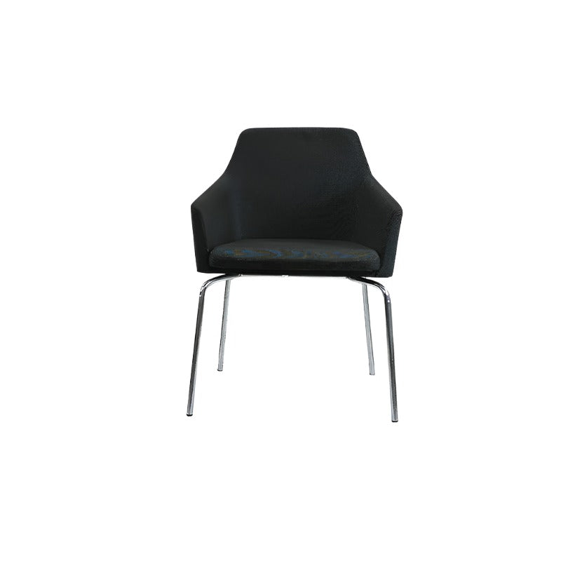 <tc>Boss Design</tc>: Sedia Toto con schienale alto - Ristrutturata
