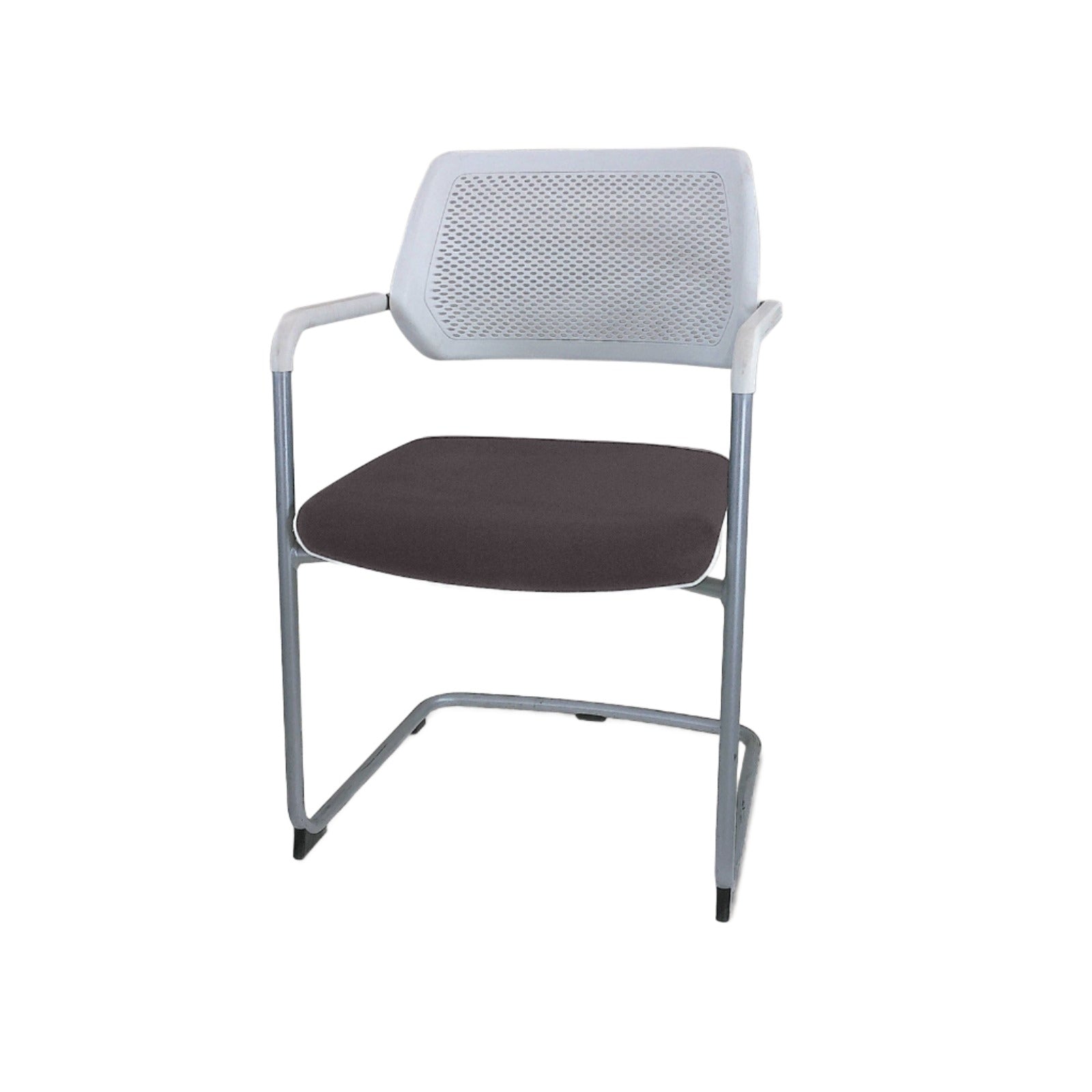 <tc>Steelcase</tc>: Qivi - Sedia da riunione con base a slitta - Ricondizionata