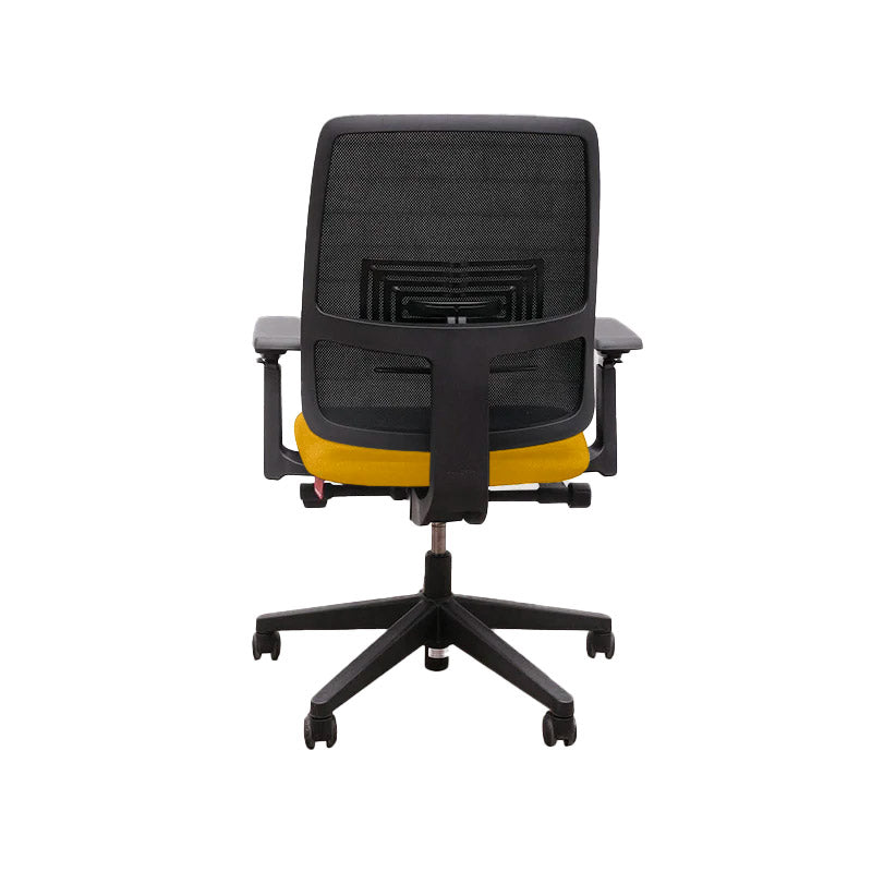 <tc>Haworth</tc>: Sedia da ufficio Lively in tessuto giallo - Ricondizionata