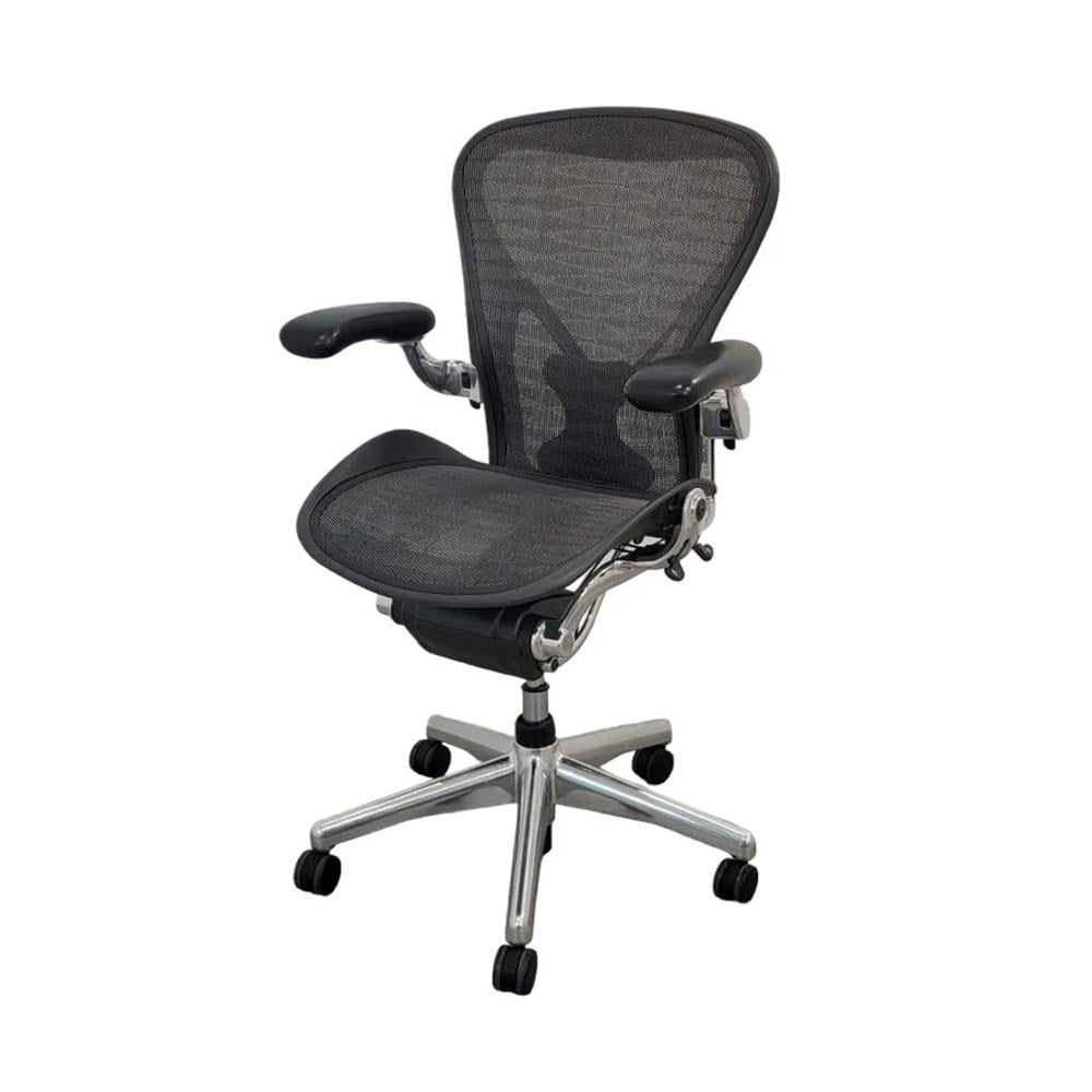 Herman Miller: Aeron - Size B - Full House with Aluminium Frame (Tuxedo Weave) - Refurbished