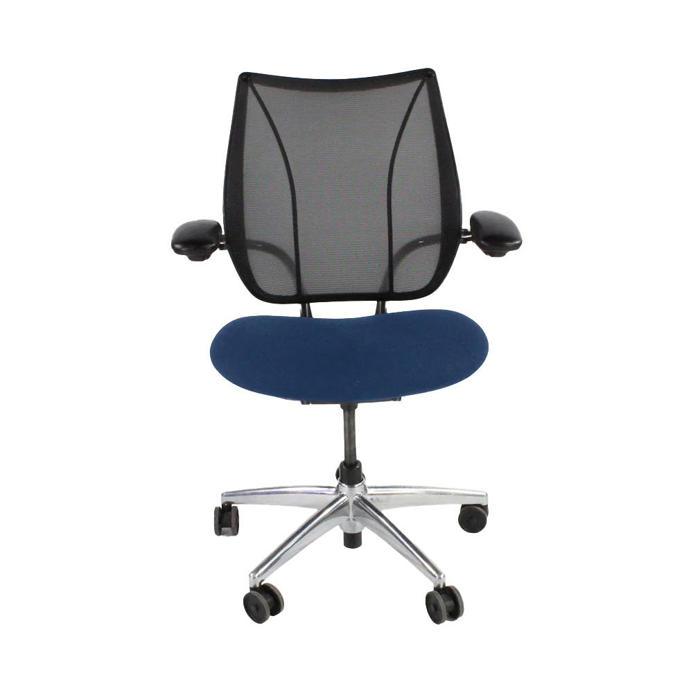 <tc>Humanscale</tc>: <tc>Liberty</tc> Sedia operativa in tessuto blu/struttura in alluminio - Ricondizionata