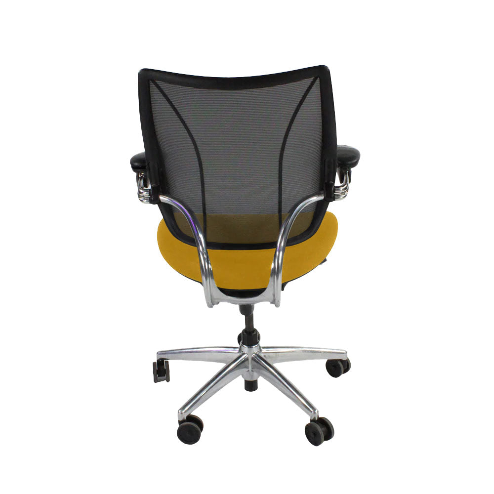 <tc>Humanscale</tc>: <tc>Liberty</tc> Sedia operativa in tessuto giallo/struttura in alluminio - Ricondizionata