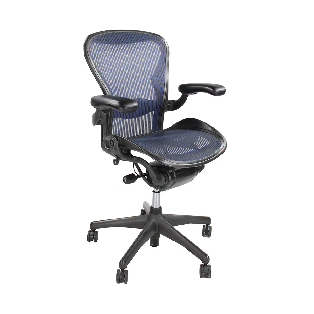 Herman Miller: Aeron Size B with Back Tilt Only in Dark Blue Mesh - Refurbished