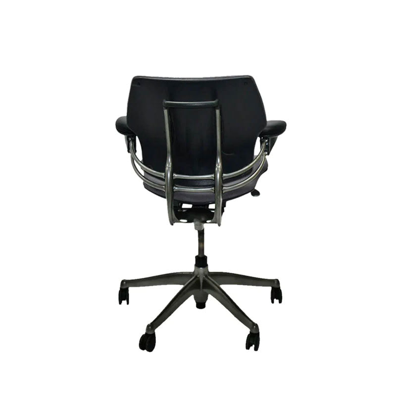 <tc>Humanscale</tc>: <tc>Freedom</tc> Sedia operativa in tessuto grigio - Ricondizionata