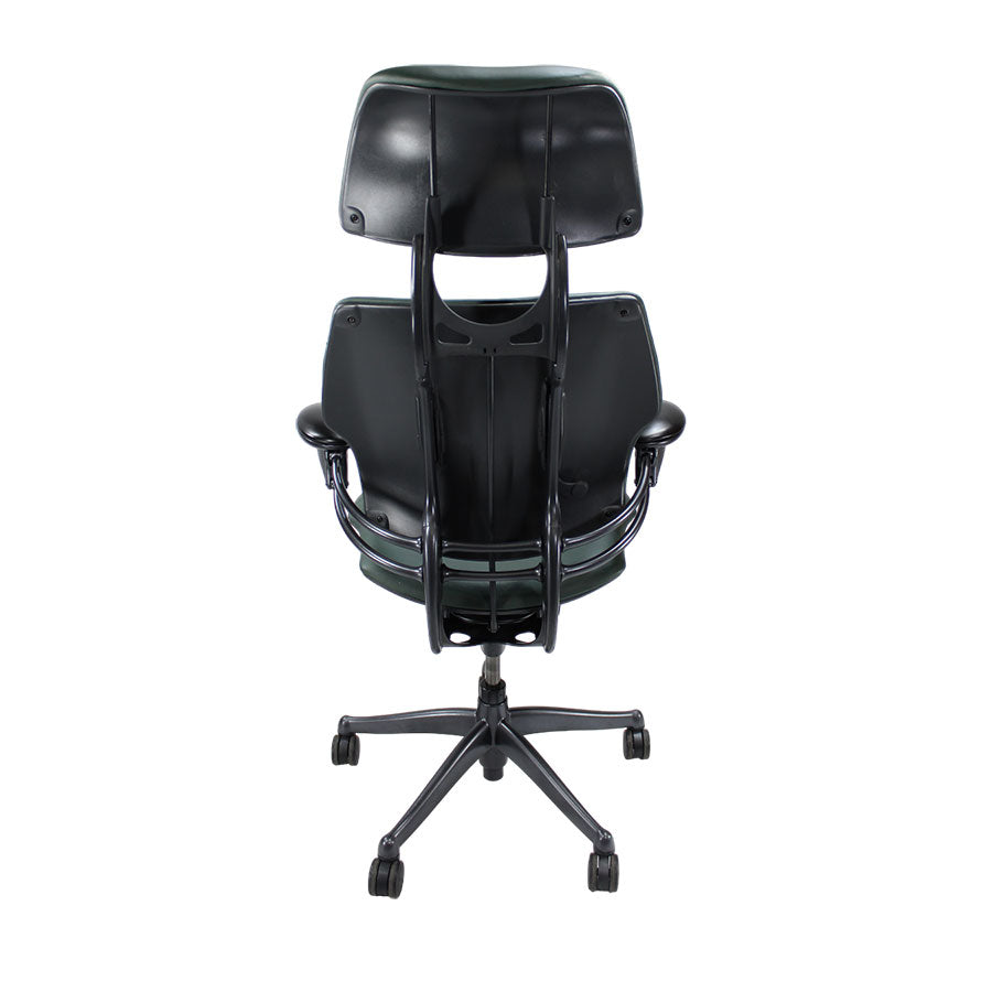 <tc>Humanscale</tc>: <tc>Freedom</tc> Sedia operativa con poggiatesta e schienale alto - Pelle verde - Ricondizionata