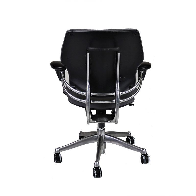 <tc>Humanscale</tc>: <tc>Freedom</tc> Sedia operativa con struttura in alluminio in tessuto grigio - Ricondizionata