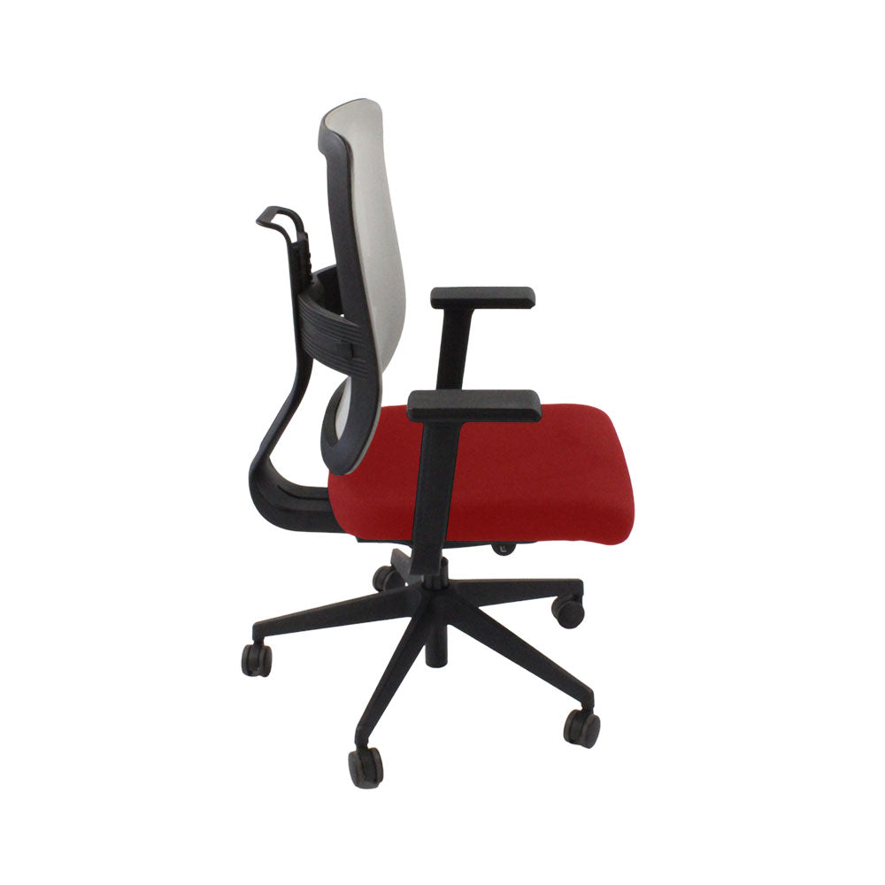 Viasit: Toleo Mesh Back Task Chair In Red Fabric - Refurbished