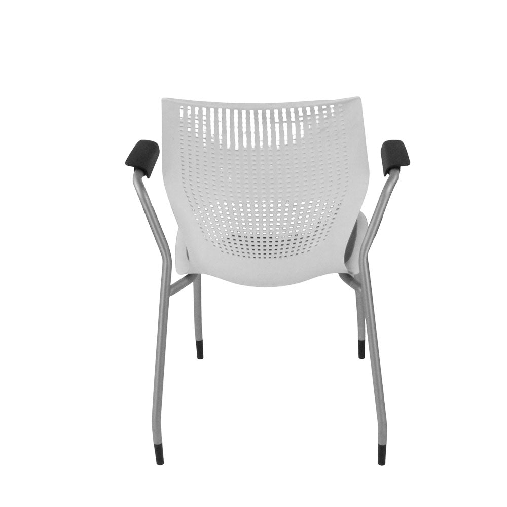 <tc>Knoll</tc>: <tc>Multigeneration</tc> Sedia da riunione in tessuto grigio - Ricondizionata