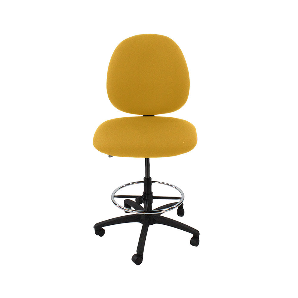 Sassoni: <tc>Scoop</tc> Sedia da disegnatore senza braccioli in tessuto giallo - Ristrutturata