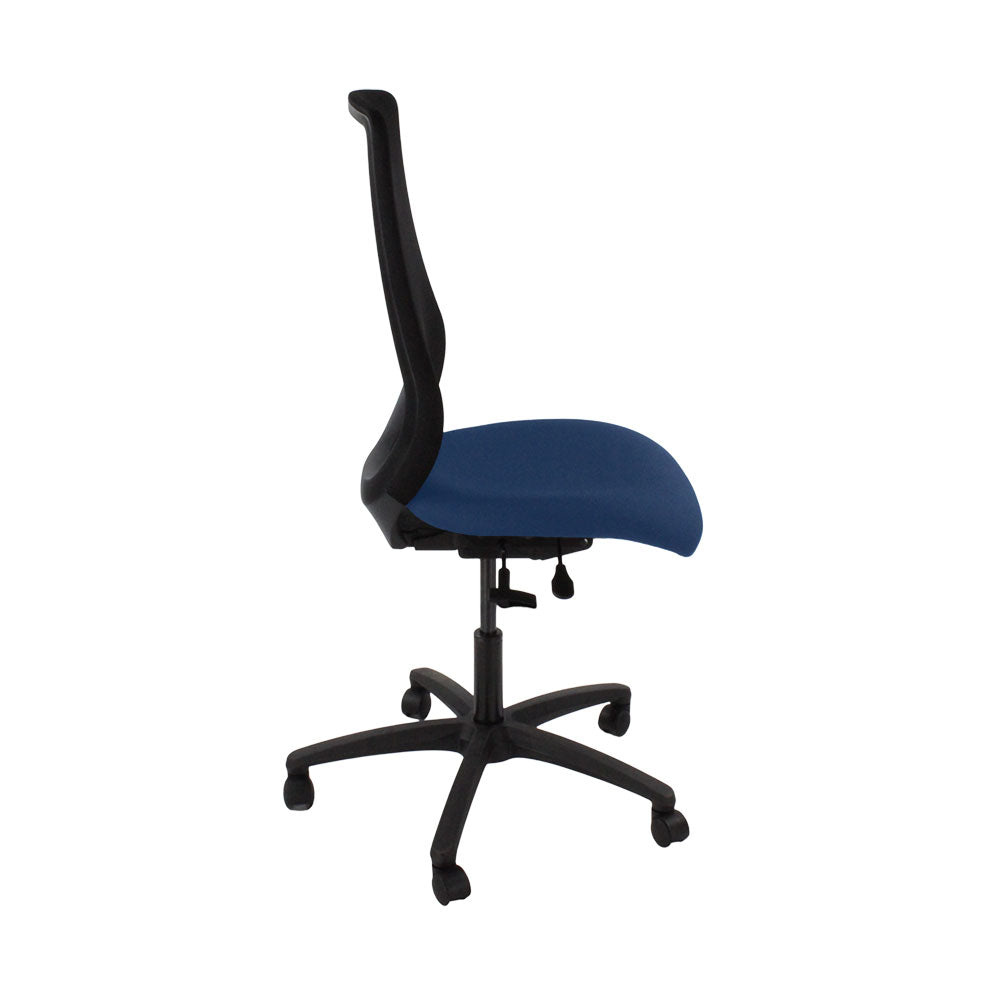 Saxen: Scudo Task Chair with Blue Fabric Seat Without Arms - Refurbished