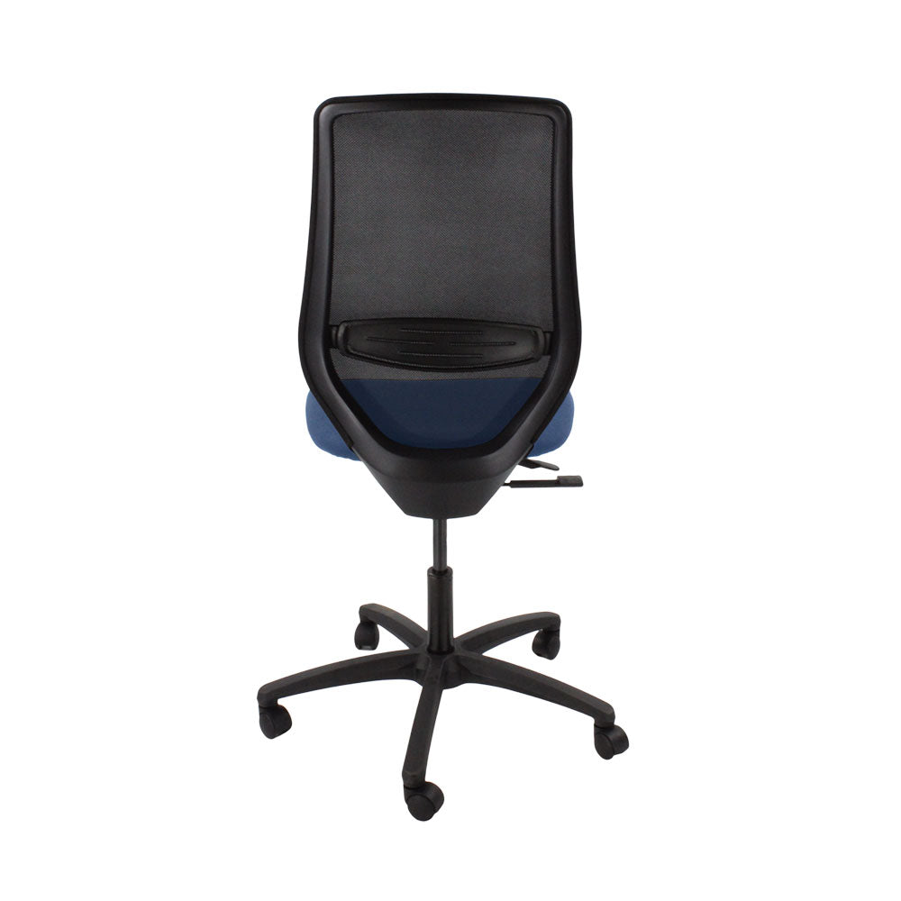 Saxen: Scudo Task Chair with Blue Fabric Seat Without Arms - Refurbished