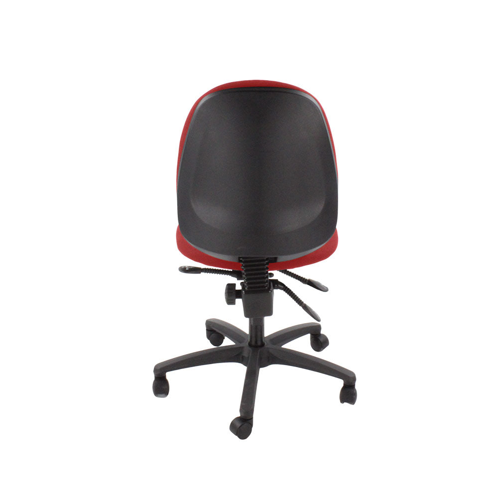 Sassoni: <tc>Scoop</tc> Poltrona da ufficio alta in tessuto rosso senza braccioli - Ristrutturata
