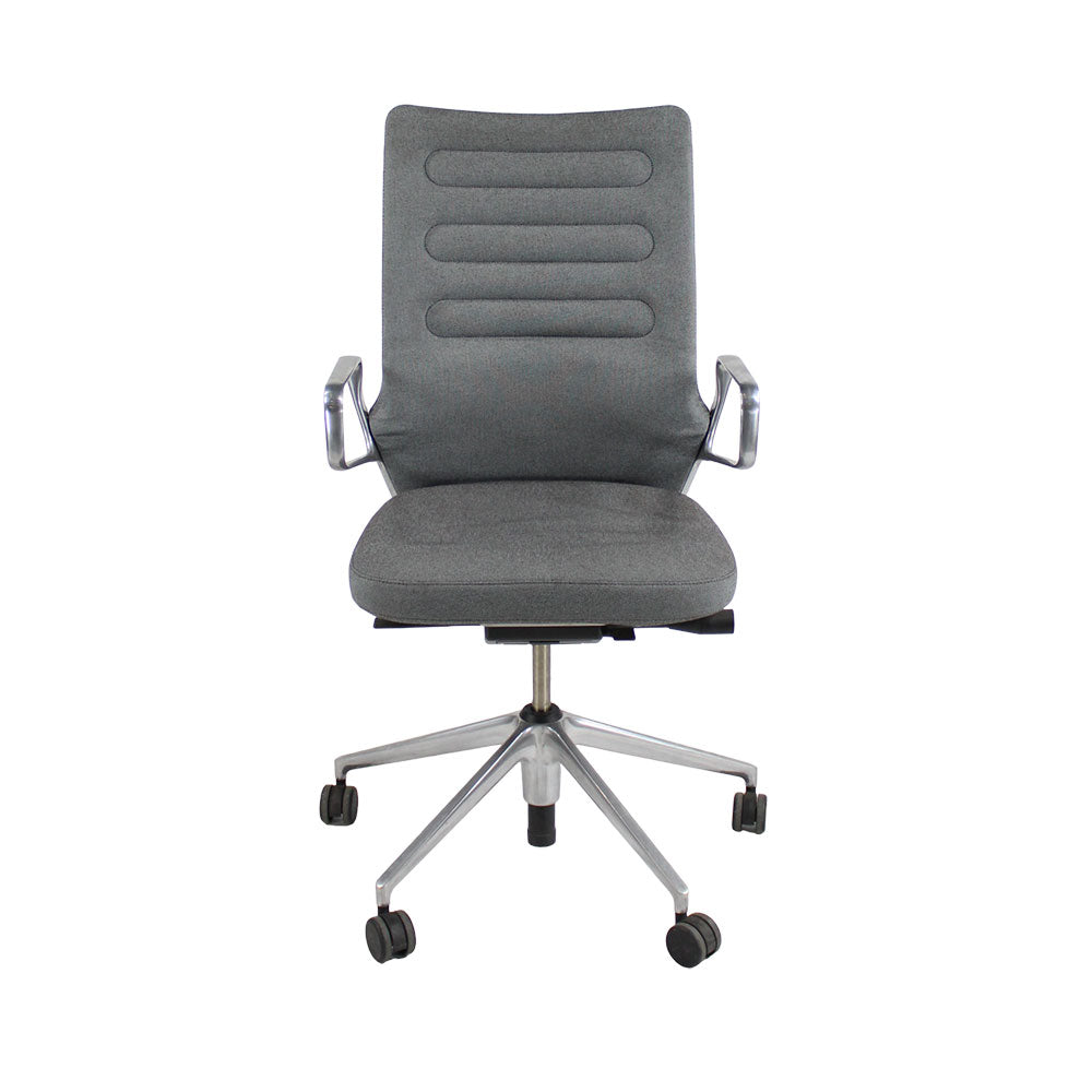 <tc>Vitra</tc>: Sedia da riunione AC4 in tessuto grigio - Ricondizionata