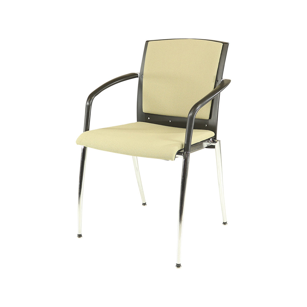 <tc>Konig + Neurath</tc>: Sedia per visitatori - Ristrutturata
