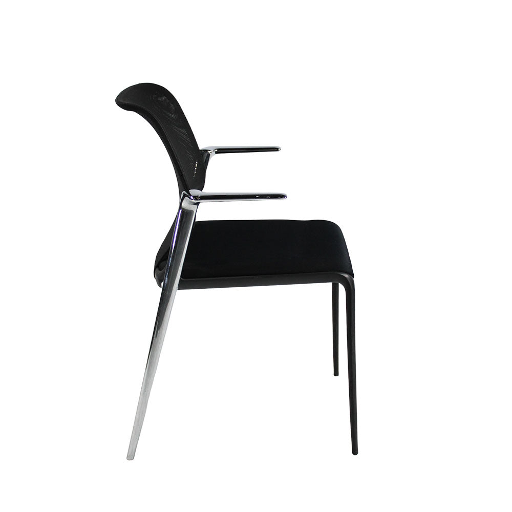 <tc>Vitra</tc>: Sedia per visitatori MedaSlim con braccioli - Ricondizionata