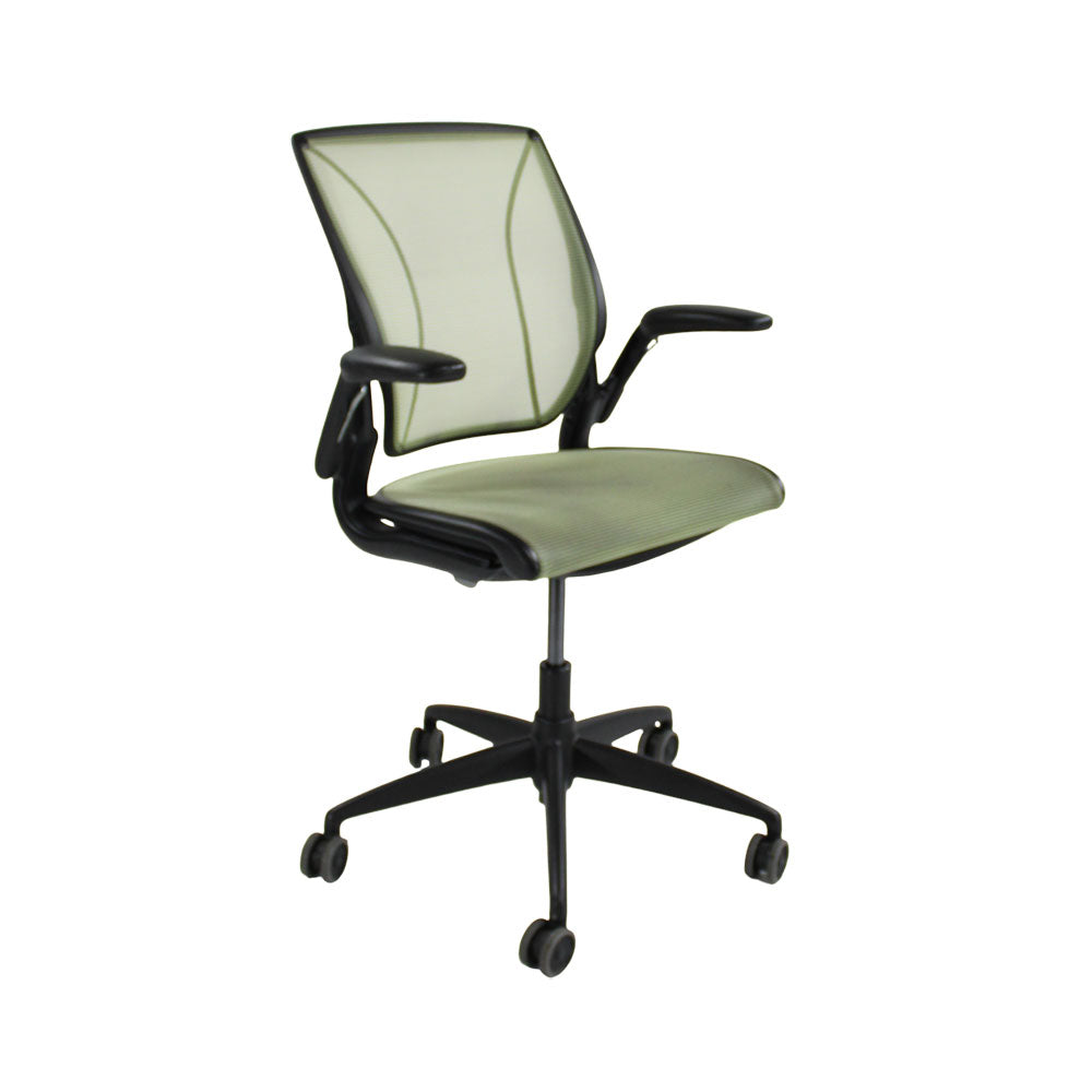 <tc>Humanscale</tc>: <tc>Diffrient World</tc> Sedia operativa in rete verde - Ricondizionata