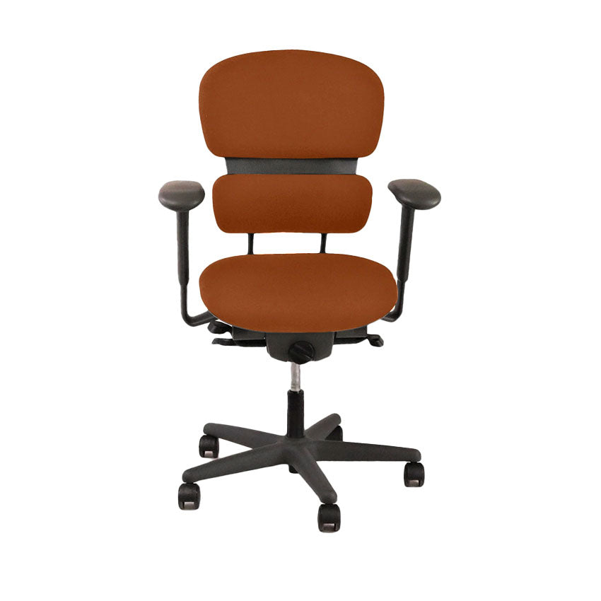 <tc>KI</tc>: <tc>Impulse</tc> Sedia da ufficio in pelle marrone chiaro - Ricondizionata