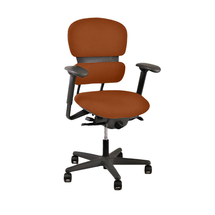 <tc>KI</tc>: <tc>Impulse</tc> Sedia da ufficio in pelle marrone chiaro - Ricondizionata
