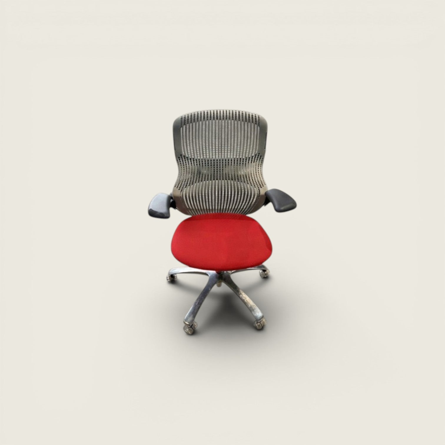 Knoll: Generation - Task Chair in Red - Refurbished