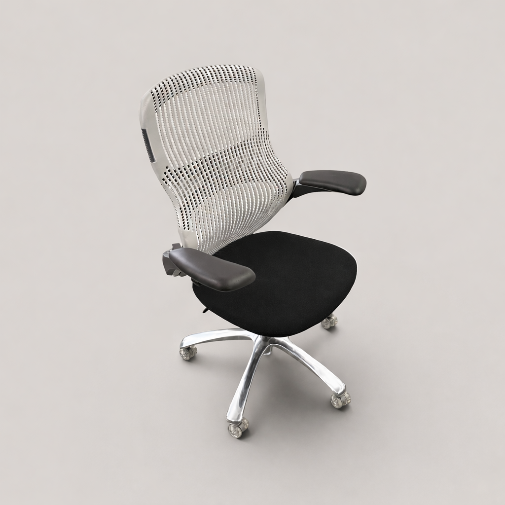 Knoll: Generation - Task Chair in Black- Refurbished