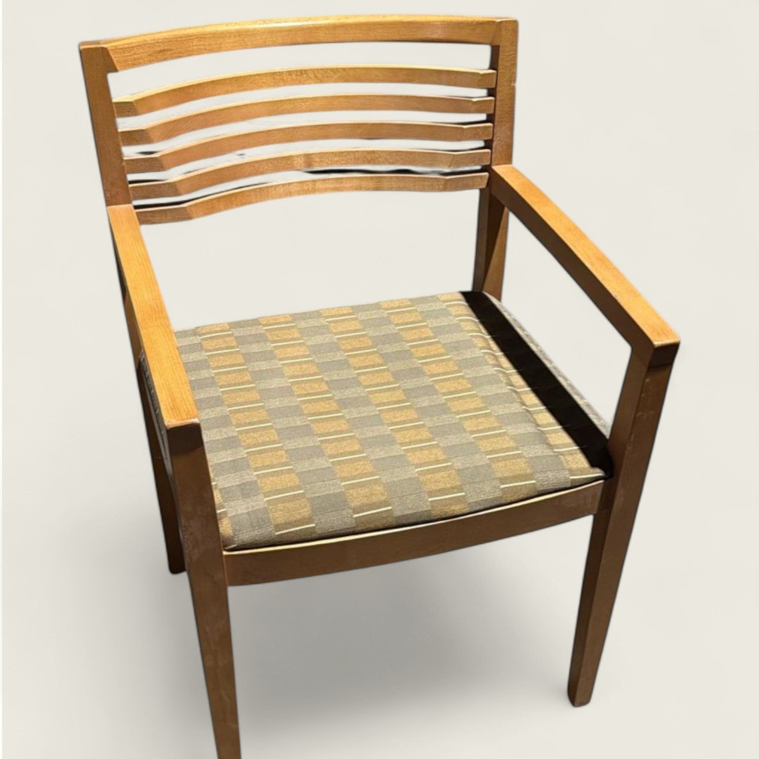 <tc>Knoll</tc> Studio: sedia per visitatori Aperture con doghe in legno (ristrutturata)