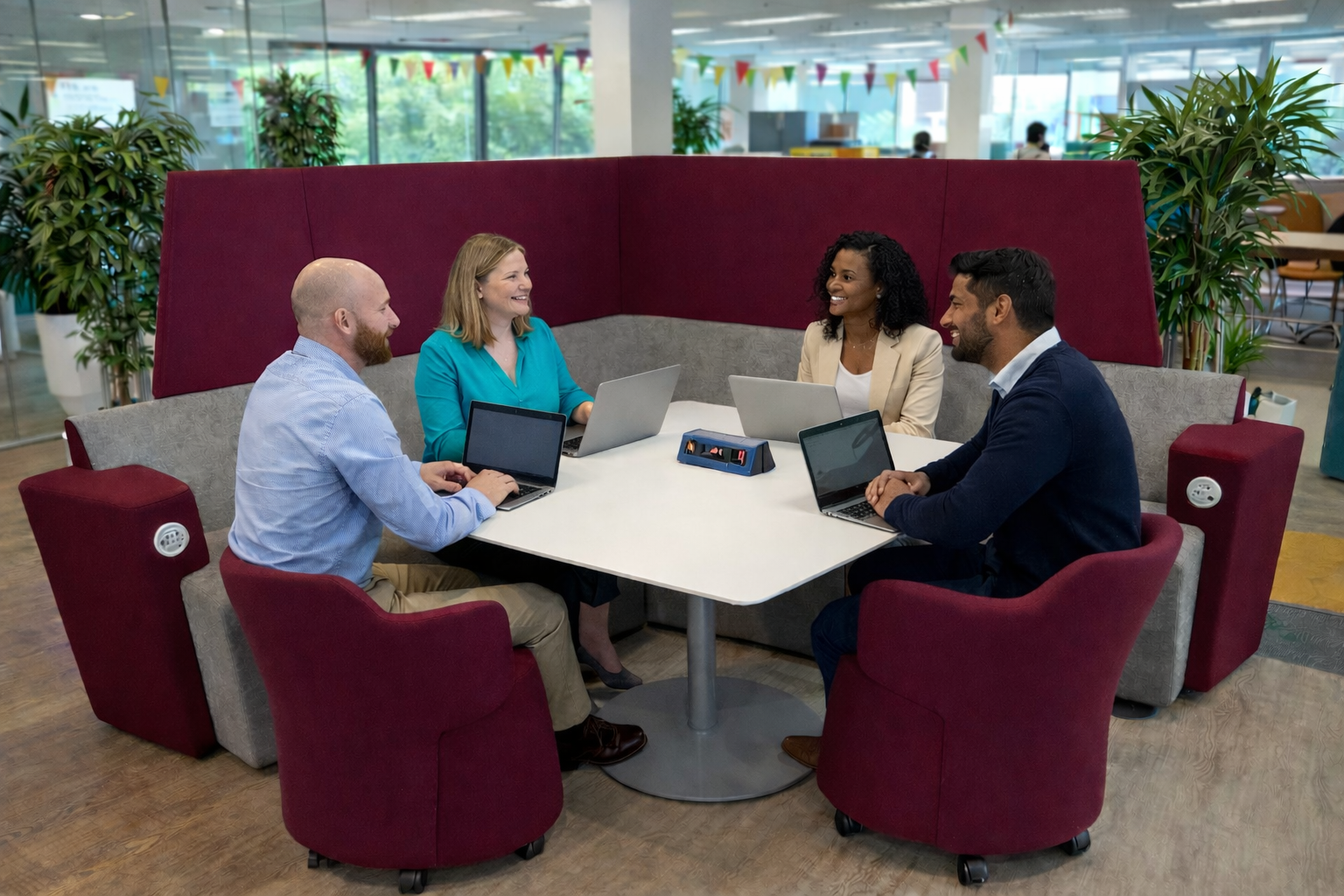 Orangebox: cabina con schienale alto AFTD bordeaux e grigio - Ristrutturata