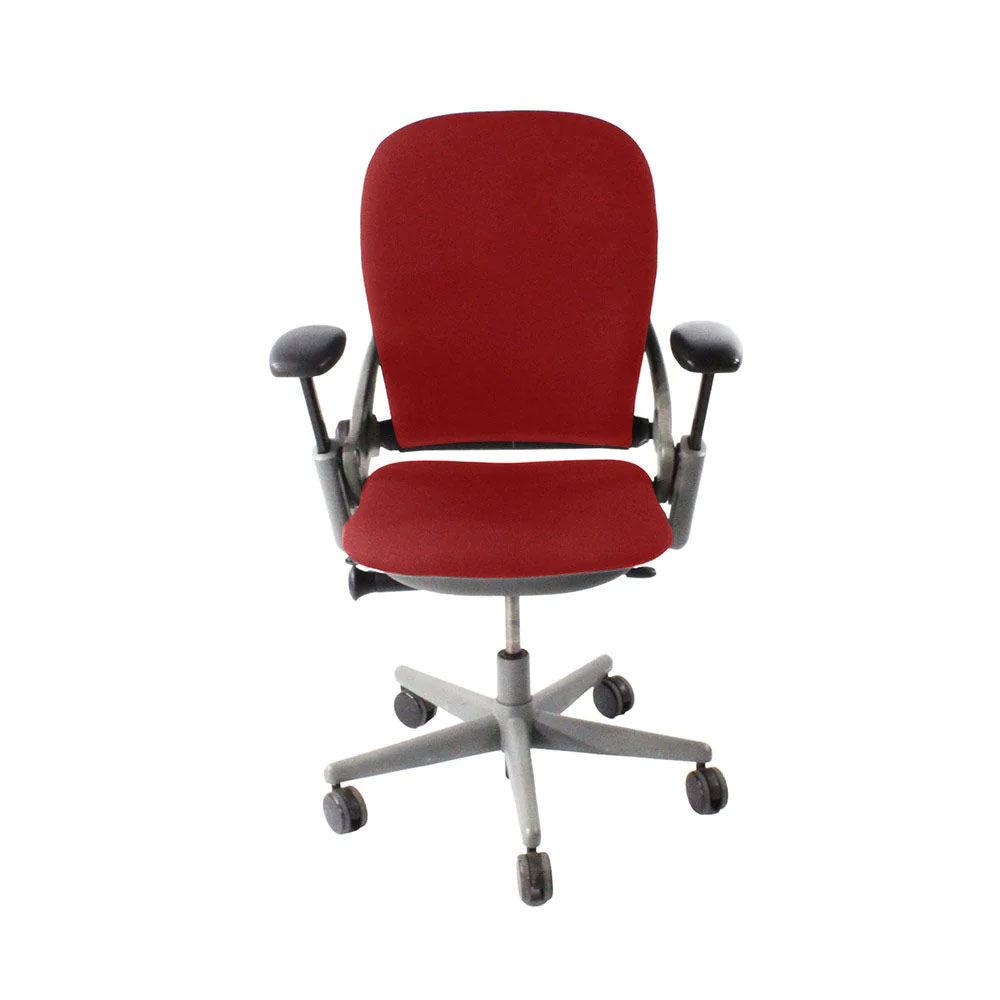 <tc>Steelcase</tc>: <tc>Leap V1</tc> Sedia da ufficio - Struttura grigia/Tessuto rosso - Ricondizionata