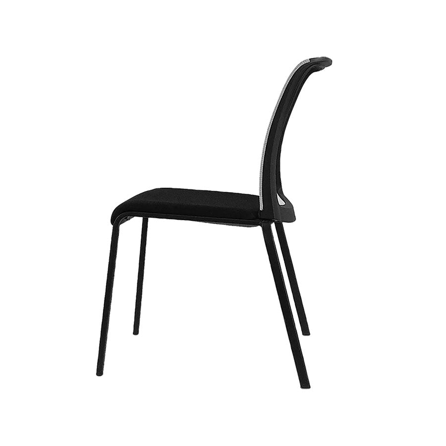 <tc>Steelcase</tc>: Sedia impilabile Reply - Ricondizionata