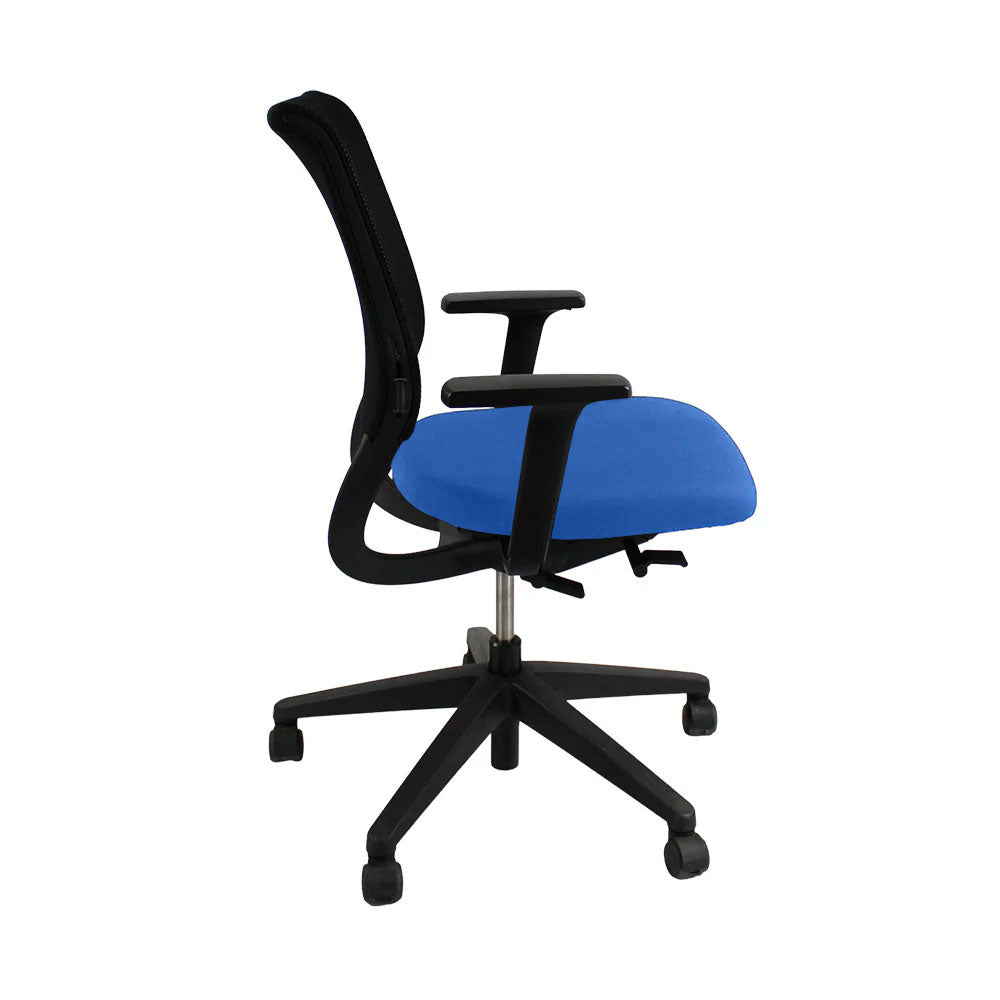 <tc>Sedus</tc>: <tc>Netwin</tc> Sedia NW-100 con schienale in rete in tessuto blu - Ricondizionata