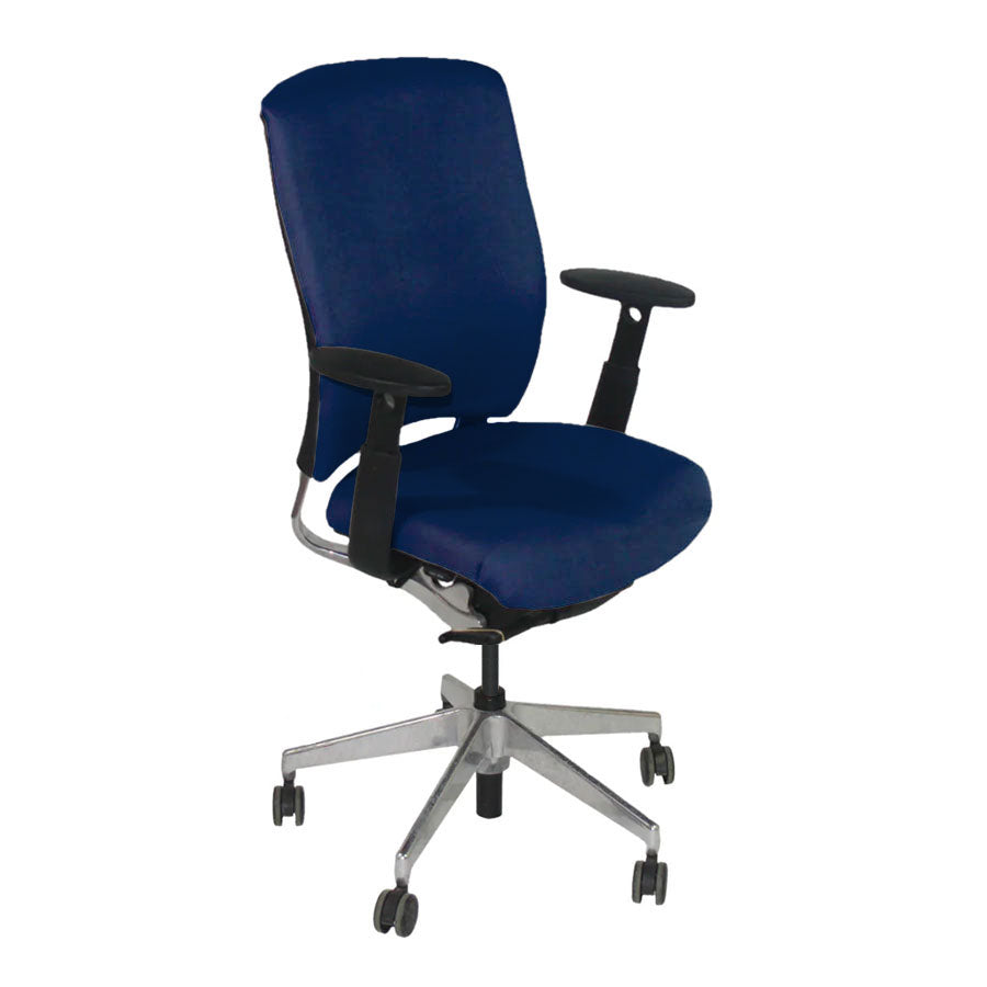 <tc>Senator</tc>: Sedia da ufficio Enigma S21 con struttura in alluminio e tessuto blu - Ricondizionata