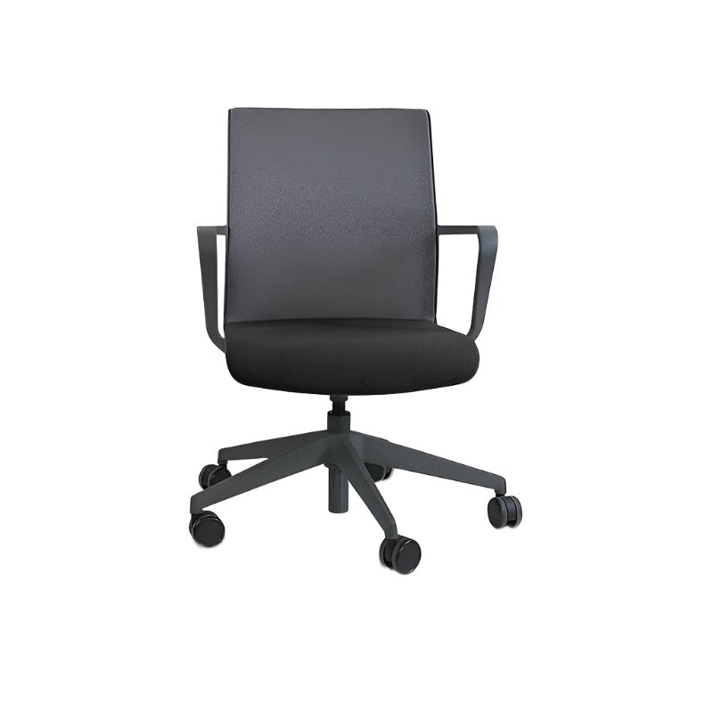 <tc>Senator</tc>: Sedia da riunione CR2 - Ristrutturata