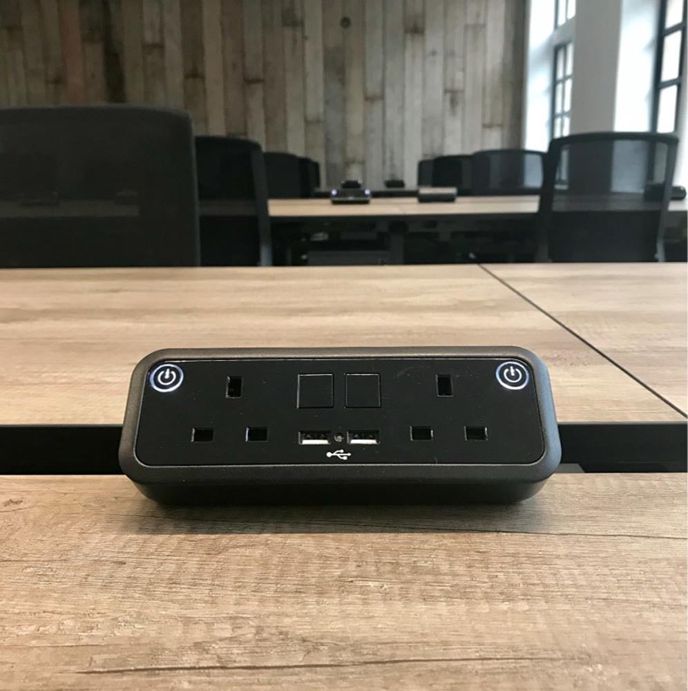 Modulo di alimentazione desktop UNO in nero lucido