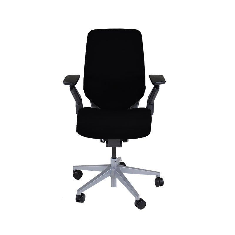 <tc>Steelcase</tc>: Sedia da ufficio ergonomica Gesture - Pelle nera - Ricondizionata