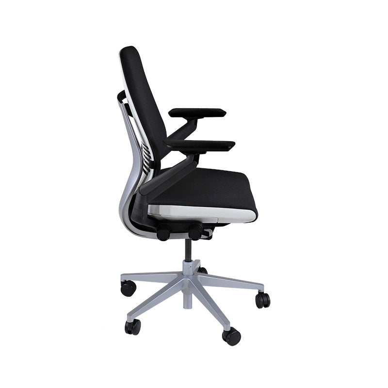 Steelcase: Gesture Ergonomic Office Chair - Grey Fabric - Refurbished