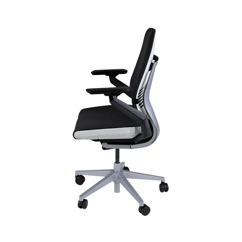 Steelcase: Gesture Ergonomic Office Chair - Grey Fabric - Refurbished