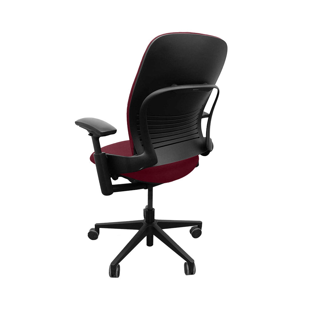 <tc>Steelcase</tc>: <tc>Leap V2</tc> Sedia da ufficio - Pelle bordeaux - Ricondizionata