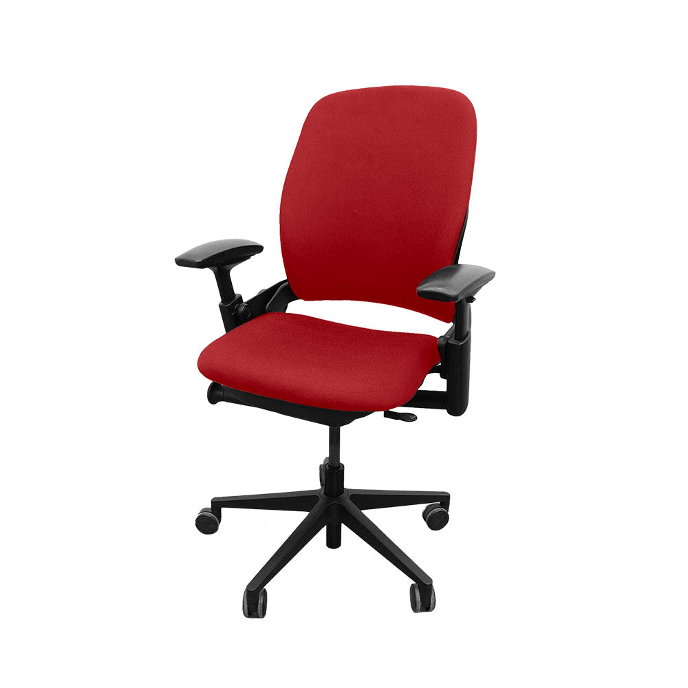 <tc>Steelcase</tc>: <tc>Leap V2</tc> Sedia da ufficio con braccioli regolabili in altezza - Tessuto rosso - Ricondizionata