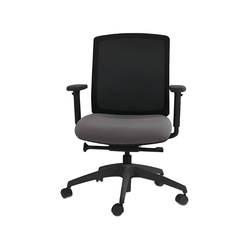 <tc>Steelcase</tc>: Sedia operativa Reply (struttura nera) - Ricondizionata