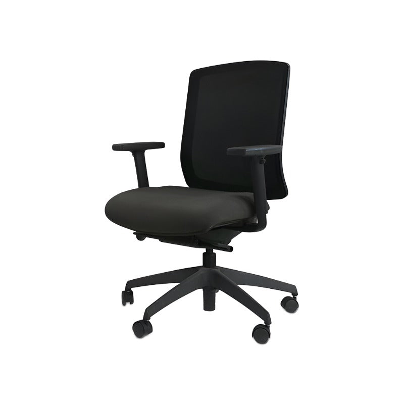 <tc>Steelcase</tc>: Sedia operativa Reply (struttura nera) - Ricondizionata