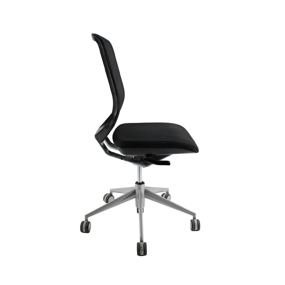 <tc>Actiu</tc>: Sedia da ufficio ergonomica TNK senza braccioli in nero - Ricondizionata