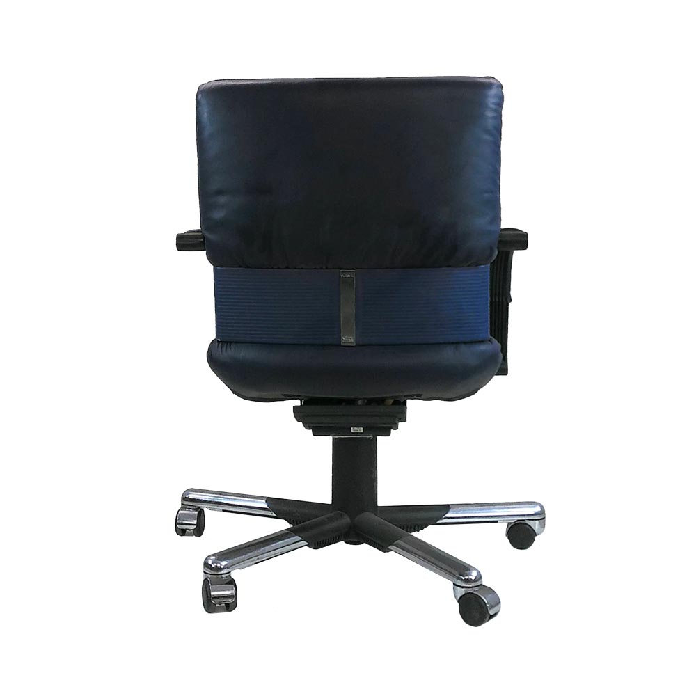 <tc>Vitra</tc>: Poltrona girevole direzionale Imago Bellini in pelle viola - Ricondizionata