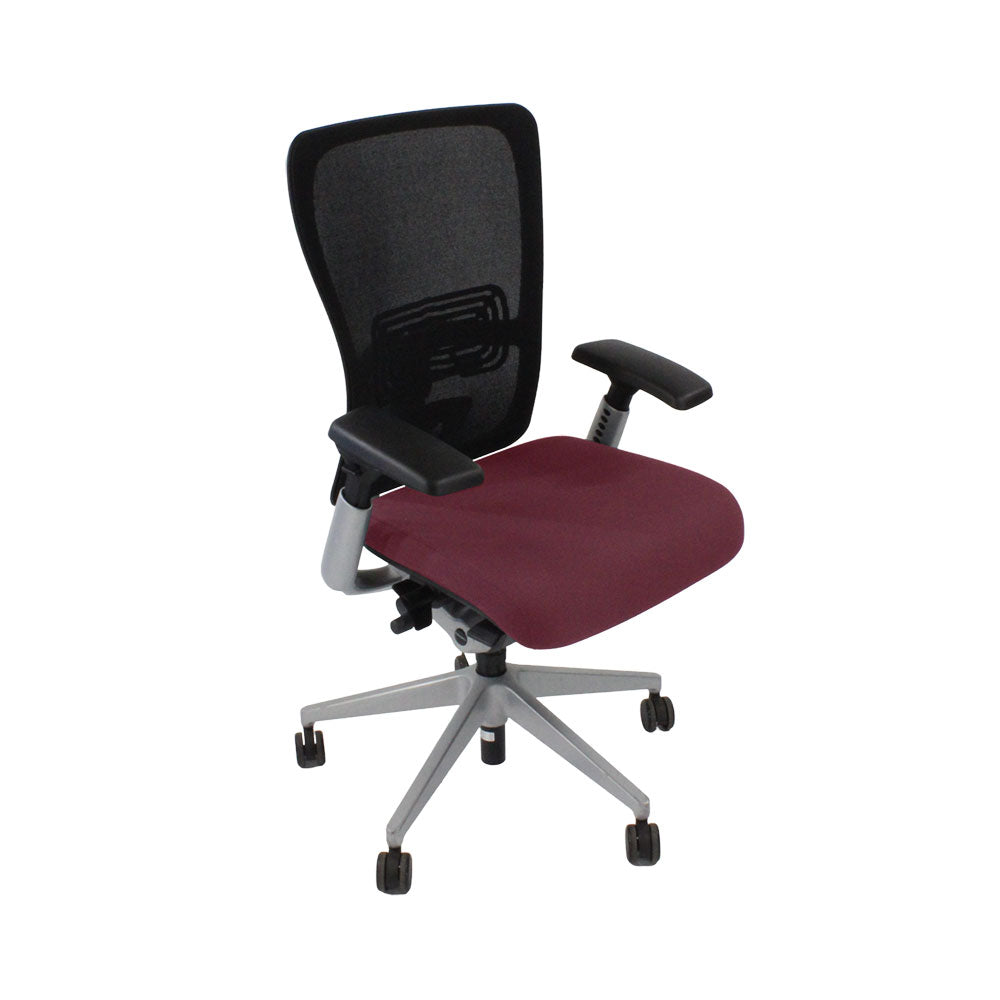 <tc>Haworth</tc>: <tc>Zody Comforto</tc> Sedia operativa 89 in pelle bordeaux/struttura grigia - Ricondizionata