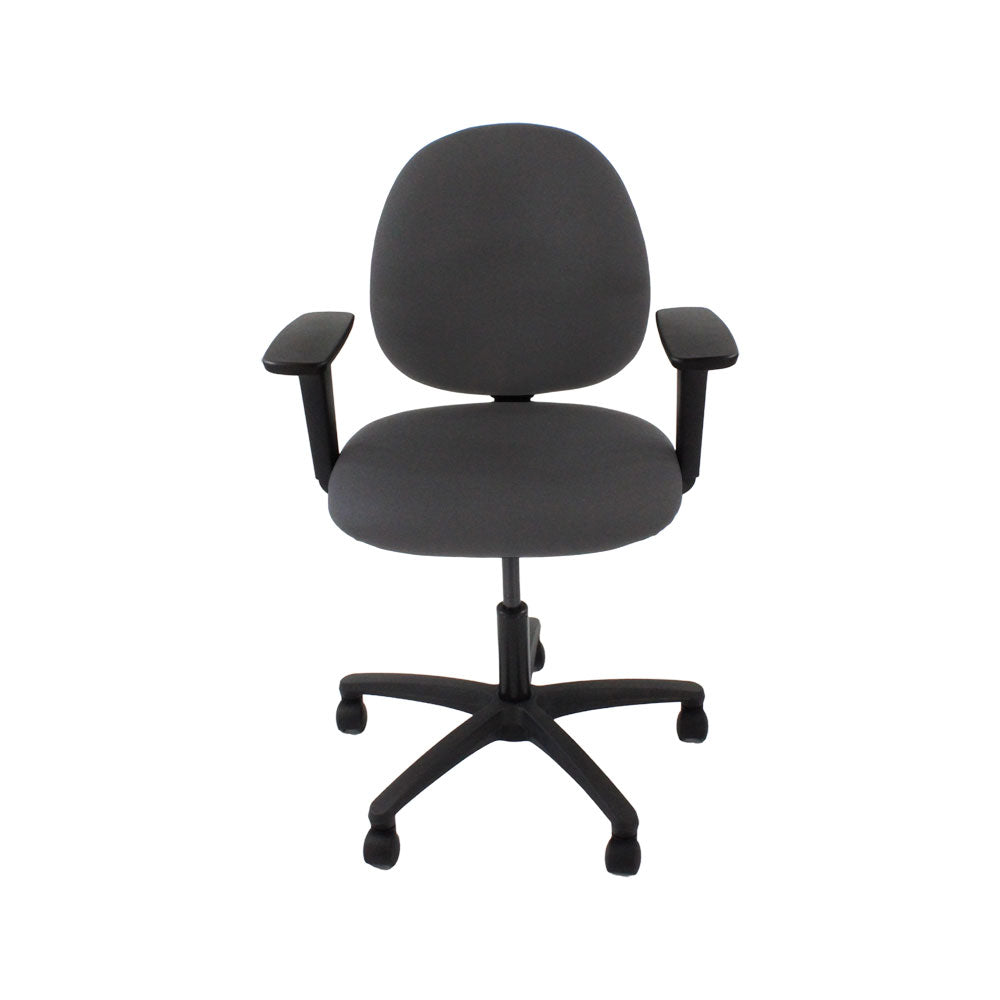 Sassoni: <tc>Scoop</tc> Sedia da operatore in tessuto grigio - Ricondizionata