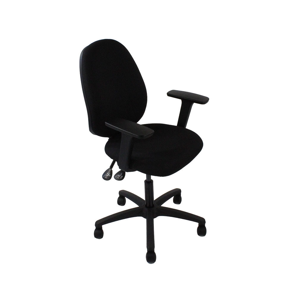 Sassoni: <tc>Scoop</tc> Sedia da ufficio alta in tessuto nero - Ristrutturata